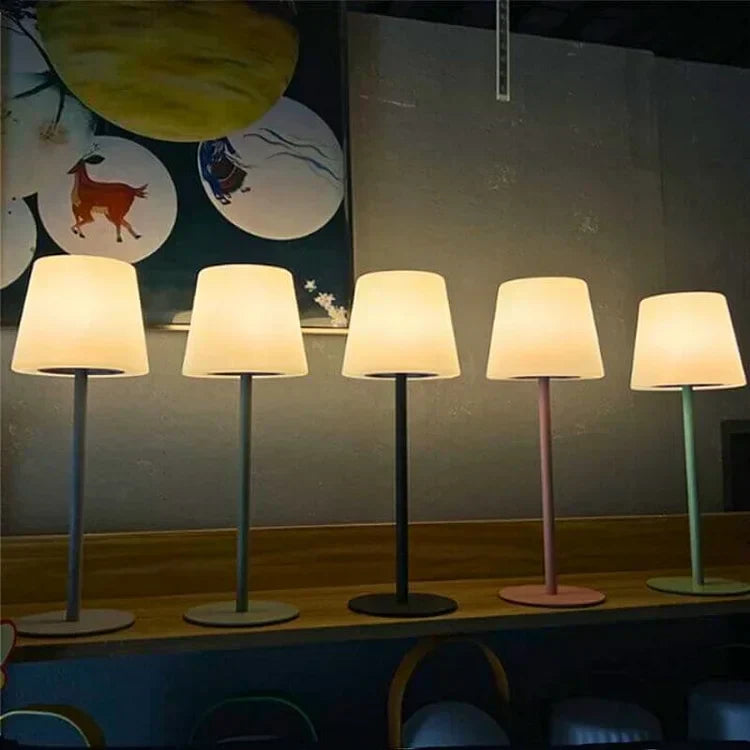 kabellose-moderne-tischlampe-m-1-efad03